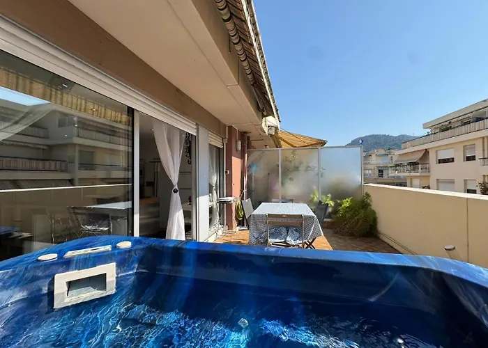 Siena - Appartement 6 Personnes Avec Terrasse Et Jacuzzi Plein Coeur Centre-Ville Quartier Du Port De Nice